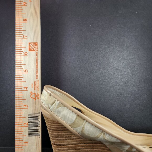 EUC - Coach Cynthia Signature Wedge Peep Toe Sandal Khaki Size 6B - Picture 15 of 16